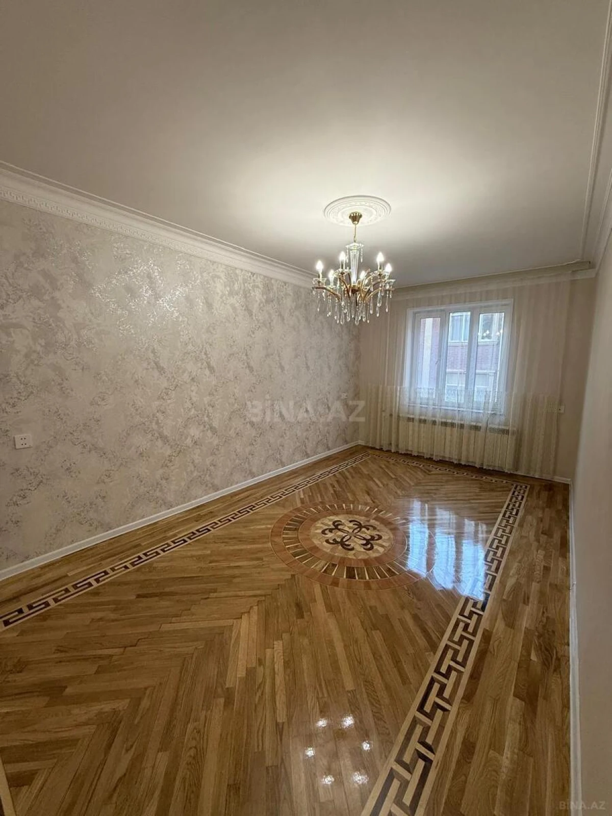 Satılır 2 otaqlı mənzil 70 m²