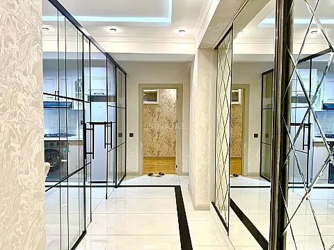 Satılır 3 otaqlı mənzil 74 m²