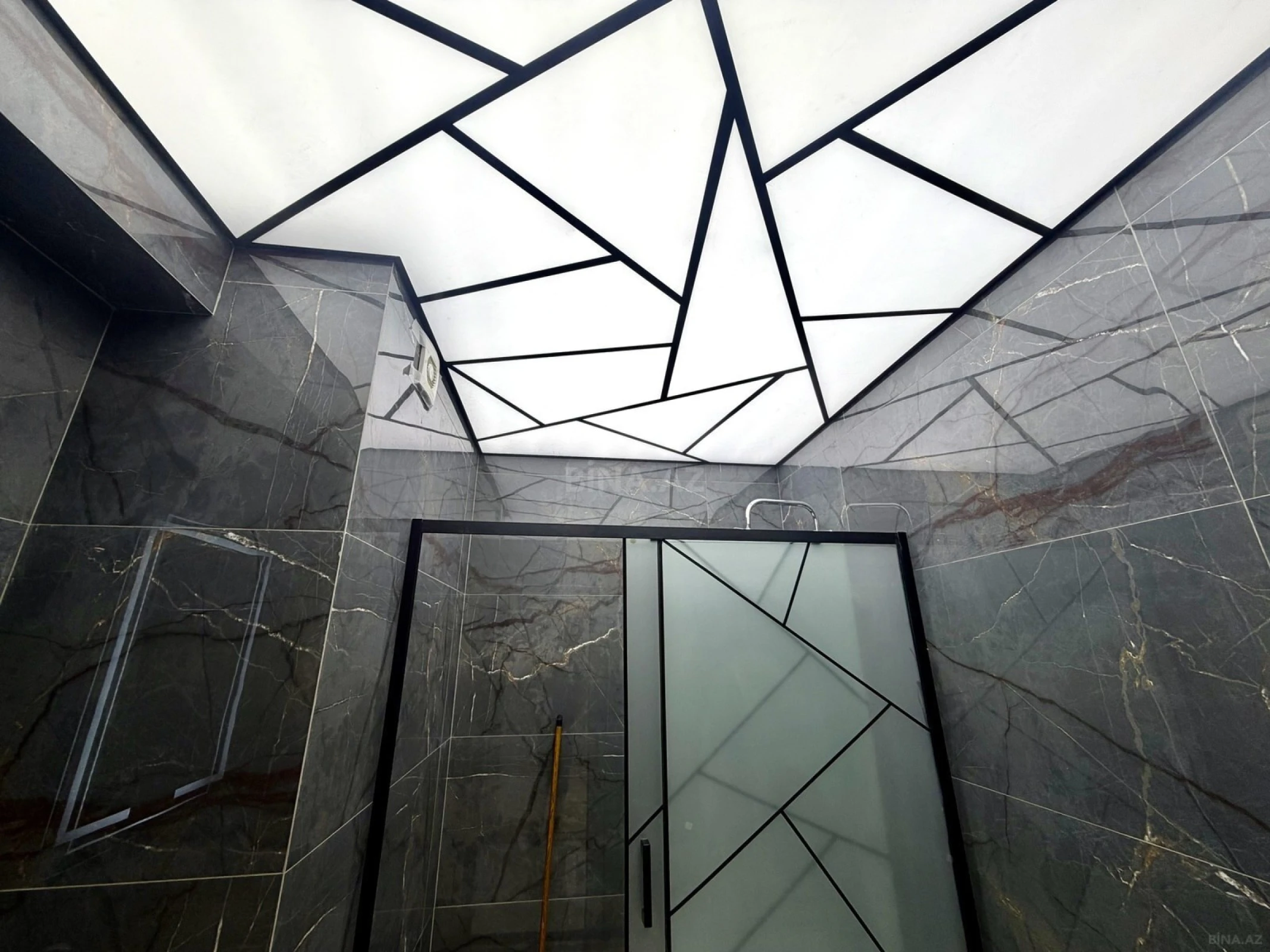 Satılır 3 otaqlı mənzil 74 m²