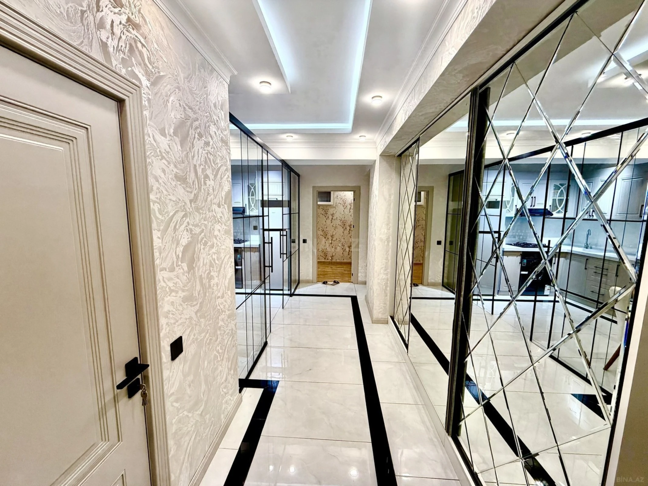 Satılır 3 otaqlı mənzil 74 m²