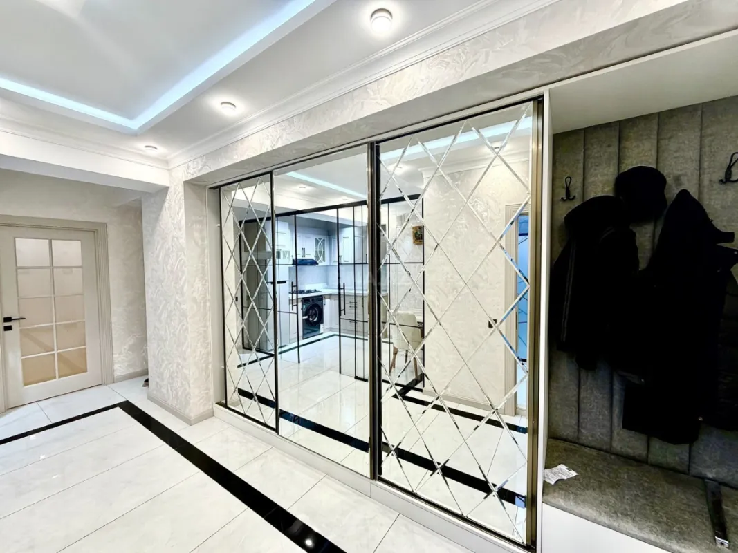 Satılır 3 otaqlı mənzil 74 m²