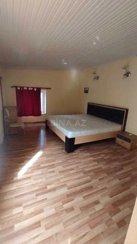 Satılır 4 otaqlı həyət evi 100 m²
