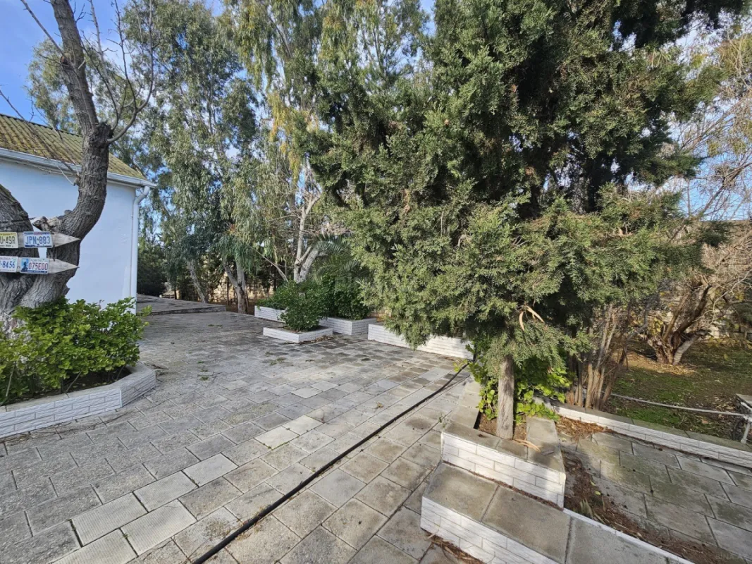 Satılır 4 otaqlı həyət evi 100 m²