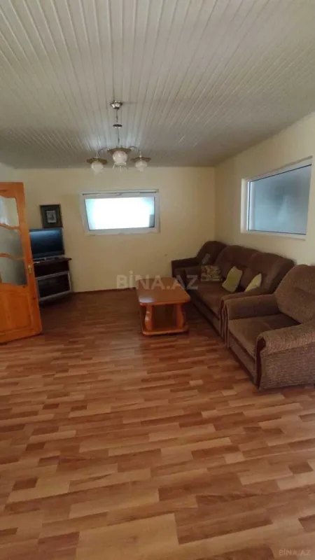 Satılır 4 otaqlı həyət evi 100 m²