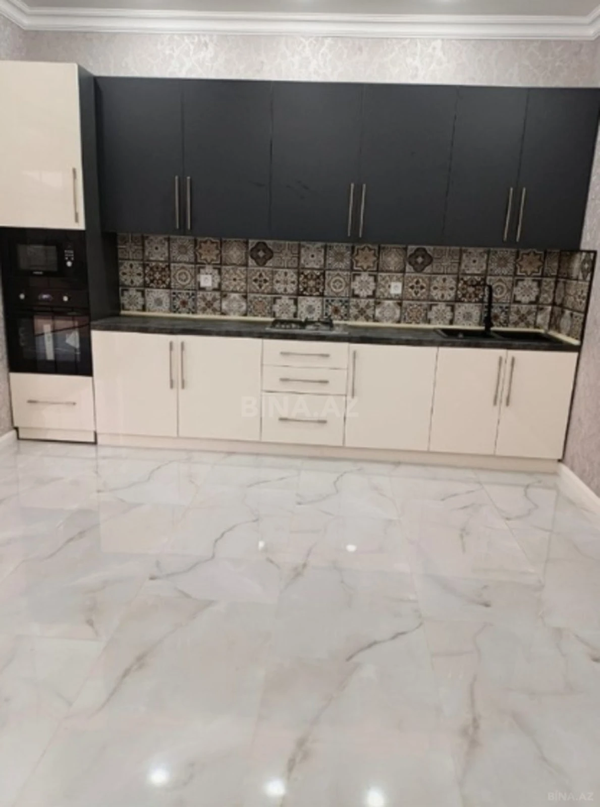 Satılır 3 otaqlı həyət evi 190 m²