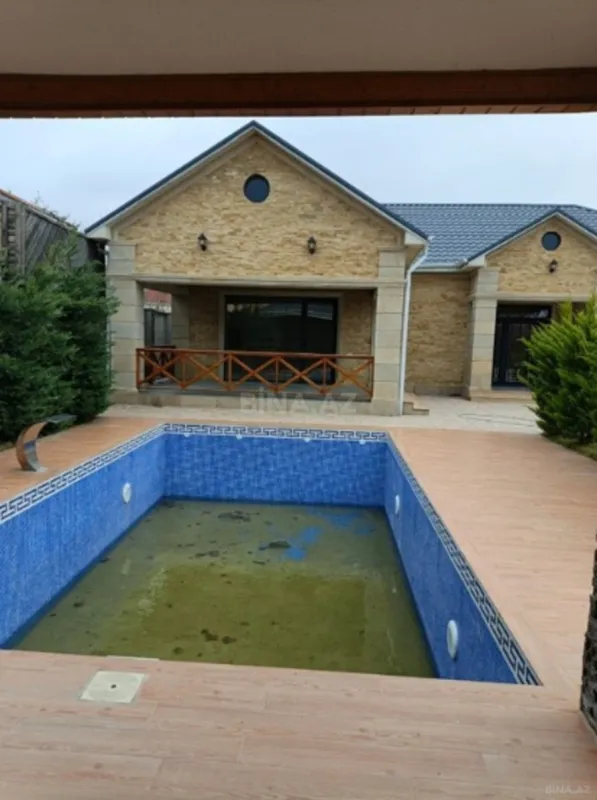 Satılır 3 otaqlı həyət evi 190 m²