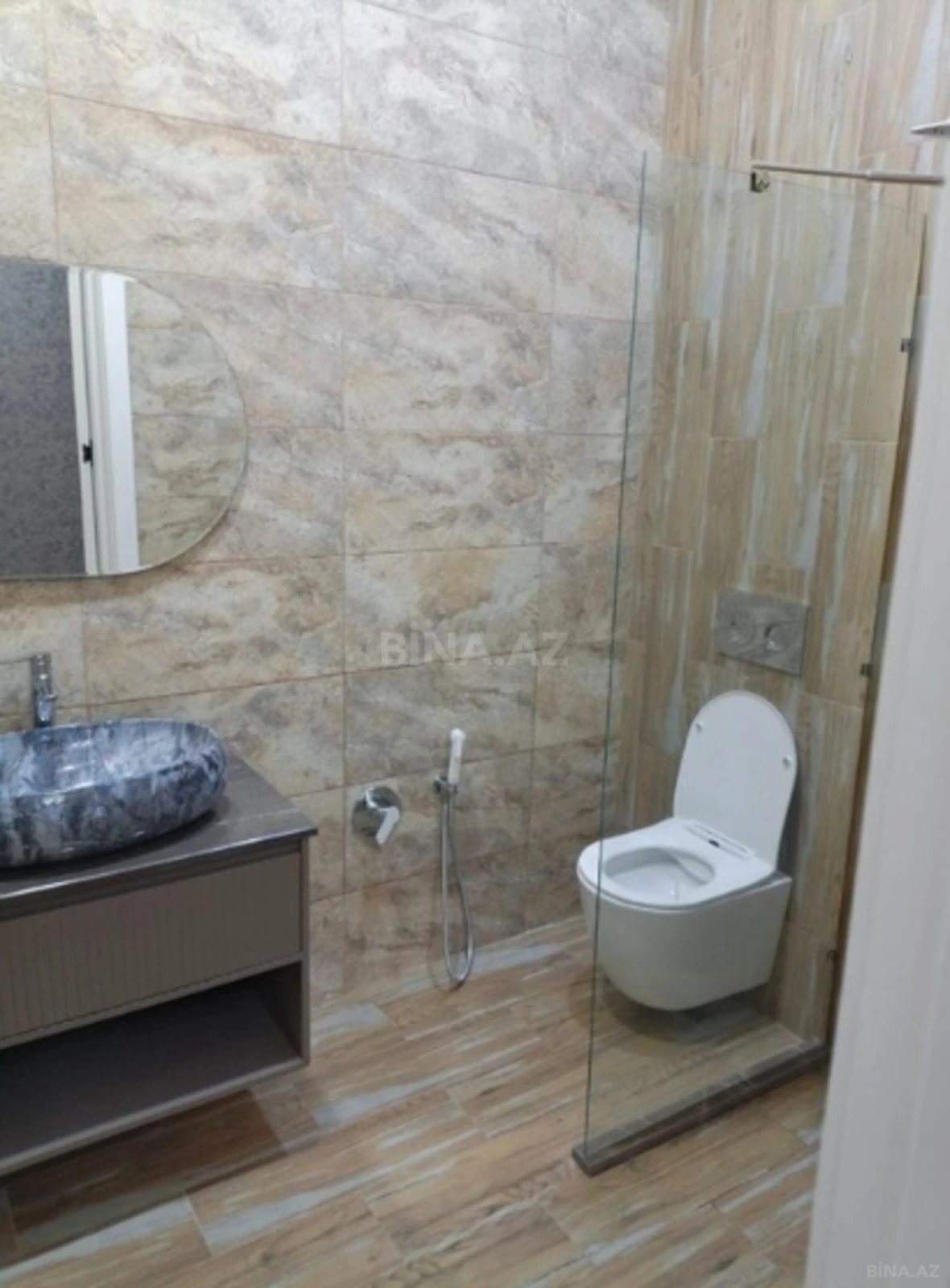 Satılır 3 otaqlı həyət evi 190 m²