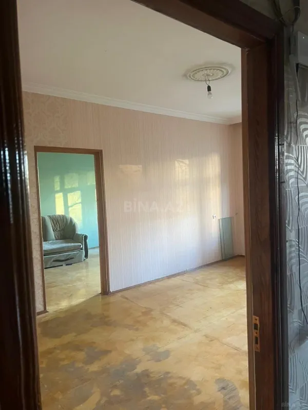 Satılır 5 otaqlı mənzil 120 m²