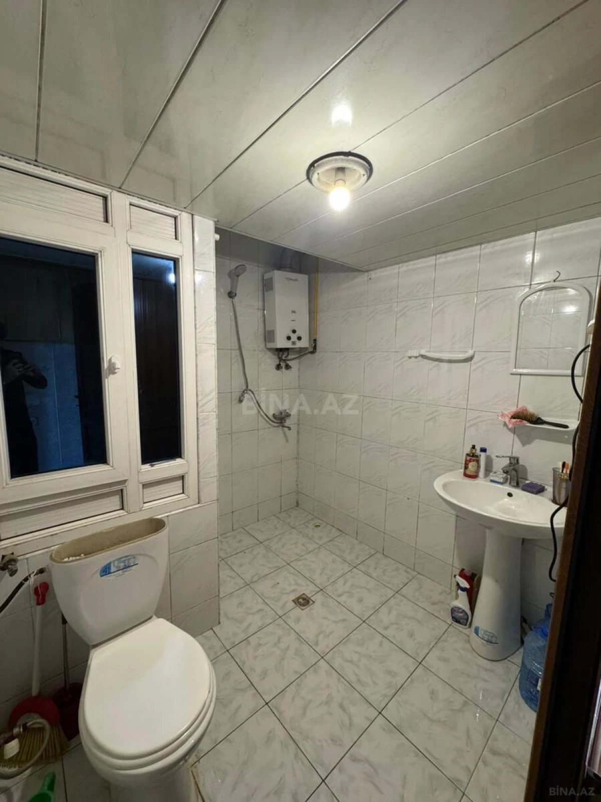 Satılır 5 otaqlı mənzil 130 m²