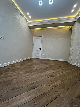 Satılır 2 otaqlı mənzil 72 m²