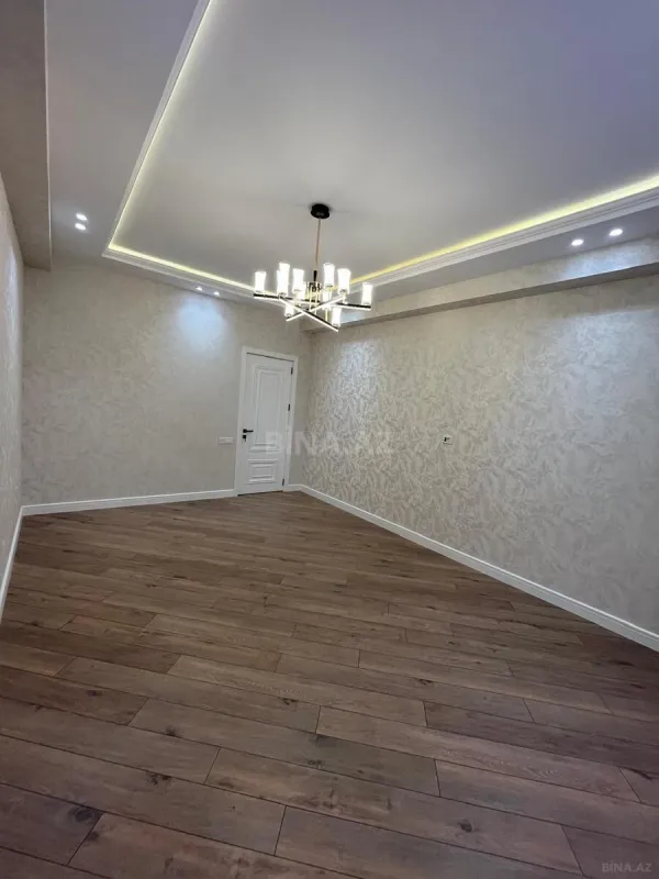 Satılır 2 otaqlı mənzil 72 m²