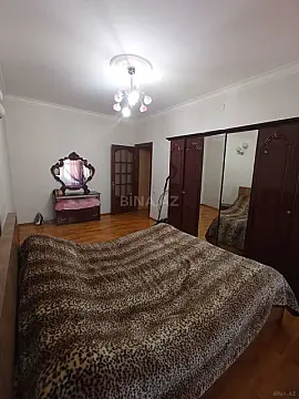 Satılır 4 otaqlı mənzil 120 m²