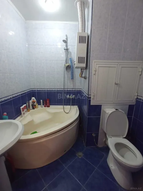 Satılır 4 otaqlı mənzil 120 m²