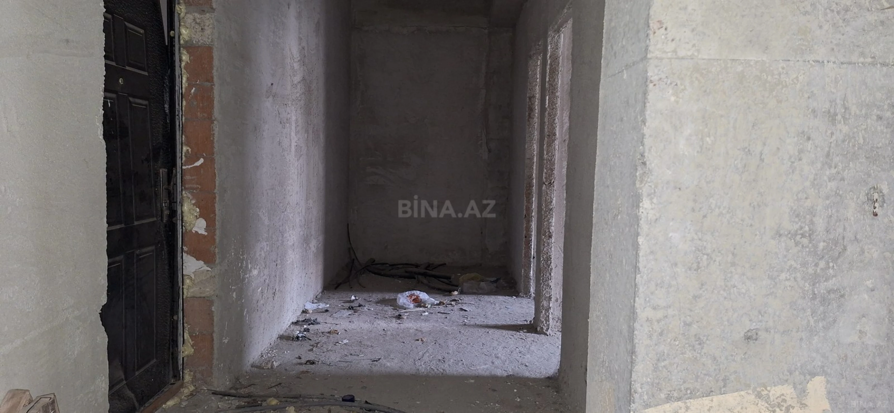 Satılır 2 otaqlı mənzil 69 m²