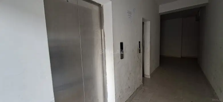 Satılır 2 otaqlı mənzil 69 m²