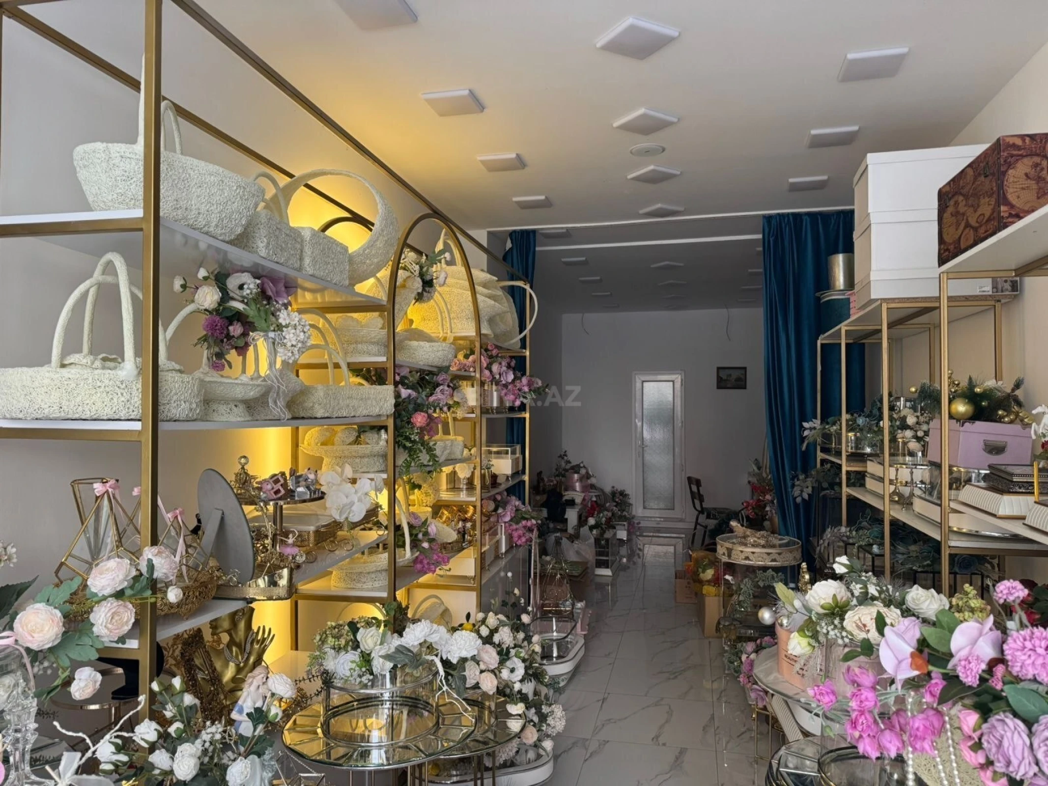 Satılır obyekt 37 m²