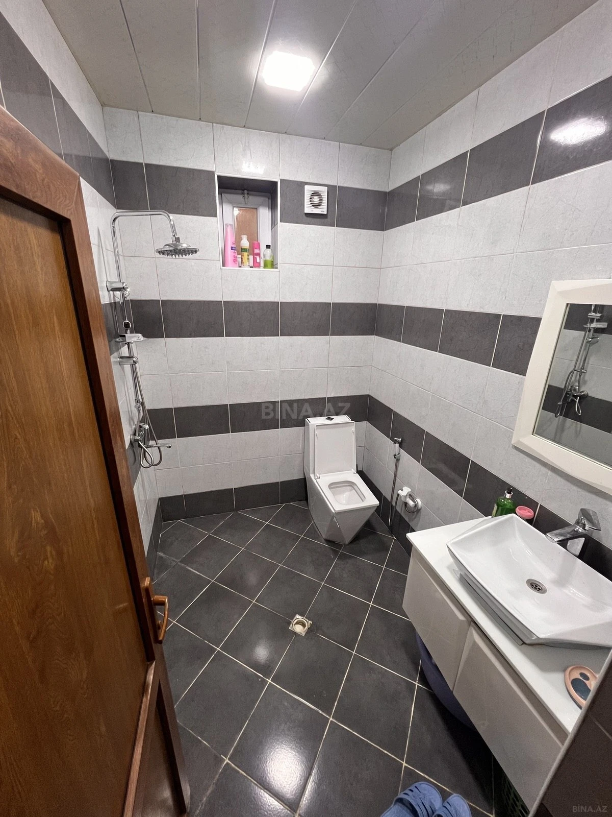 Satılır 3 otaqlı həyət evi 100 m²