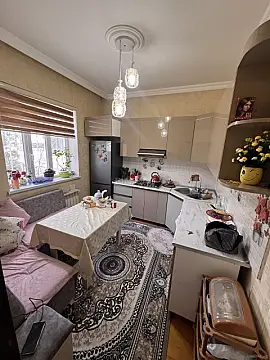 Satılır 3 otaqlı həyət evi 100 m²