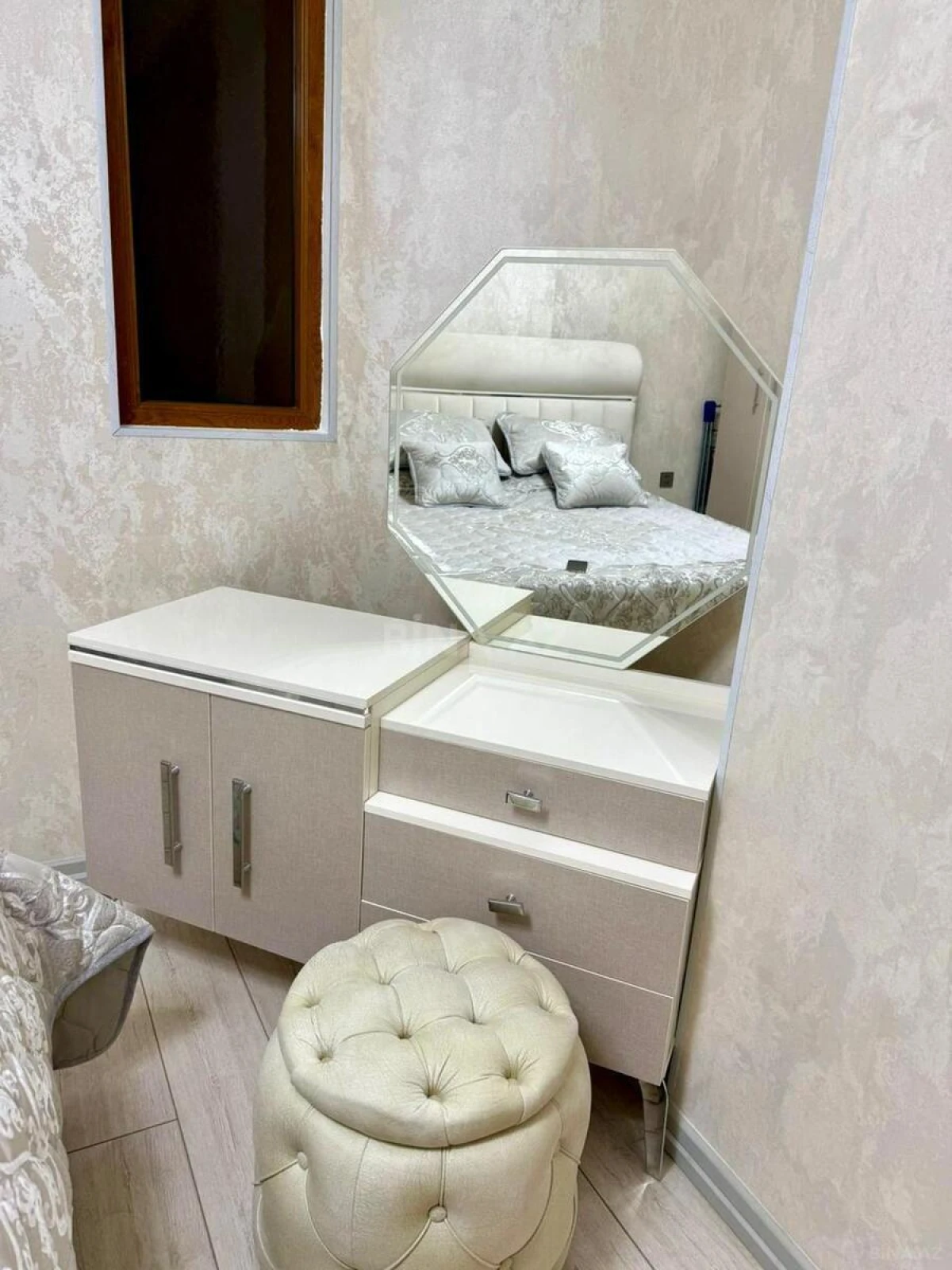 Satılır 2 otaqlı mənzil 60 m²