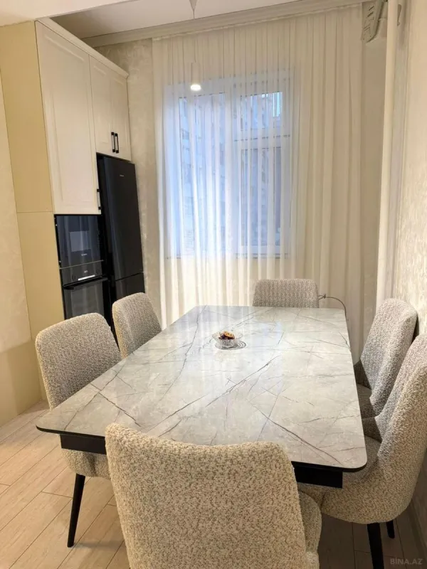 Satılır 2 otaqlı mənzil 60 m²