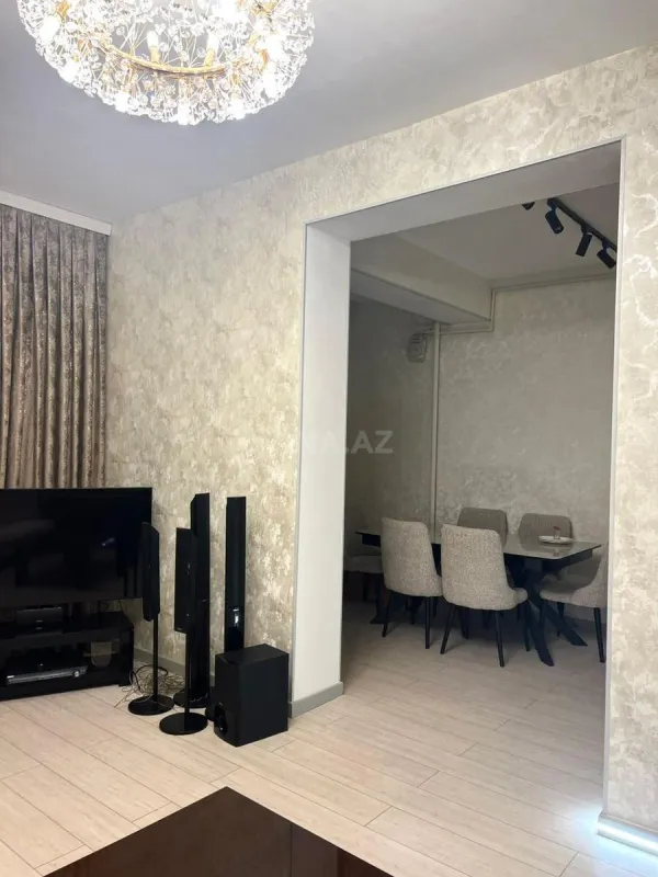 Satılır 2 otaqlı mənzil 60 m²