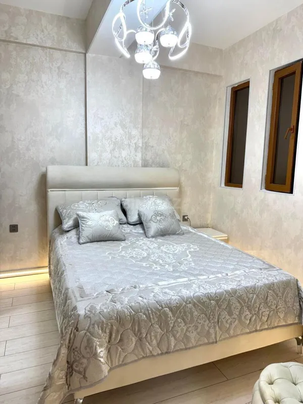 Satılır 2 otaqlı mənzil 60 m²