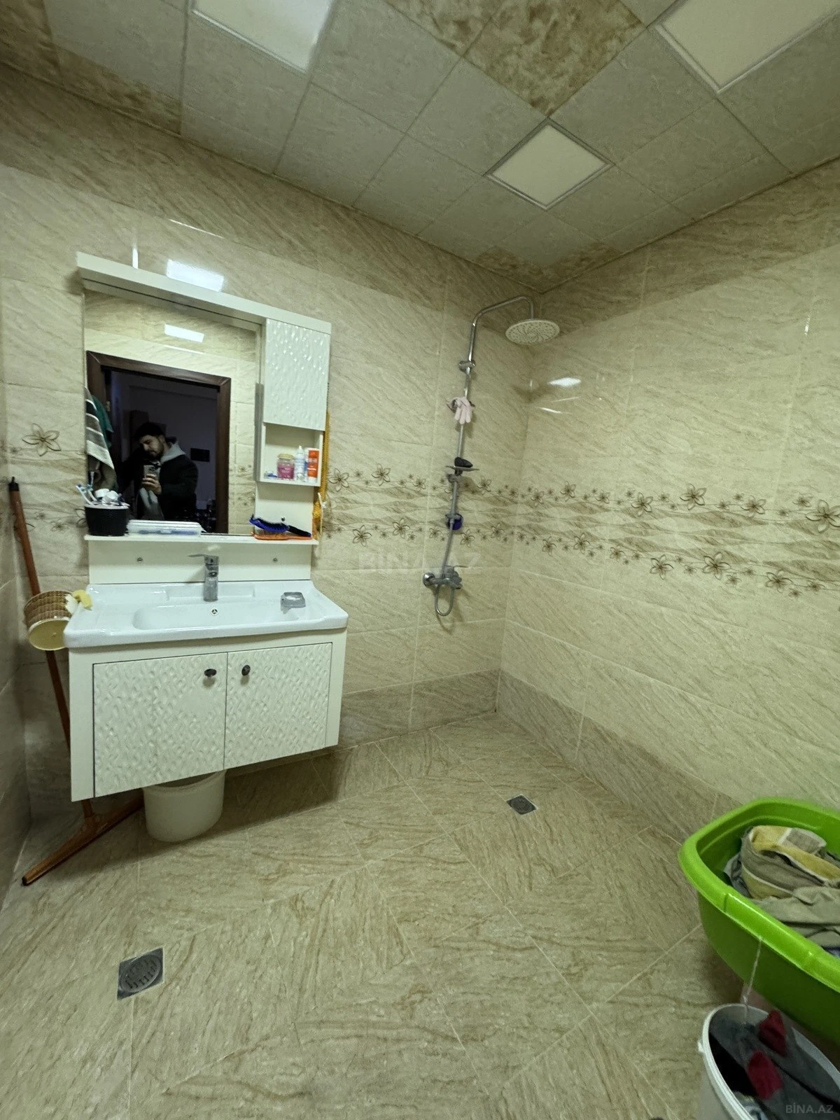 Satılır 3 otaqlı mənzil 107 m²