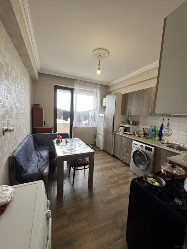 Satılır 3 otaqlı mənzil 107 m²