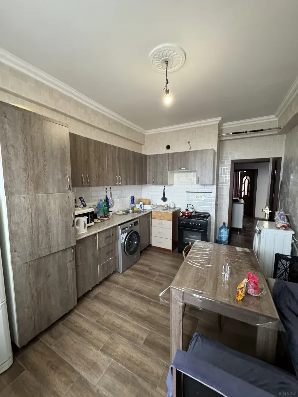Satılır 3 otaqlı mənzil 107 m²