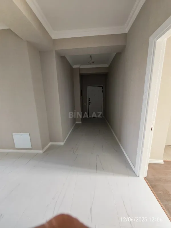 Satılır 3 otaqlı mənzil 110 m²