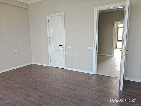 Satılır 3 otaqlı mənzil 110 m²