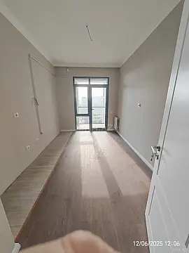 Satılır 3 otaqlı mənzil 110 m²