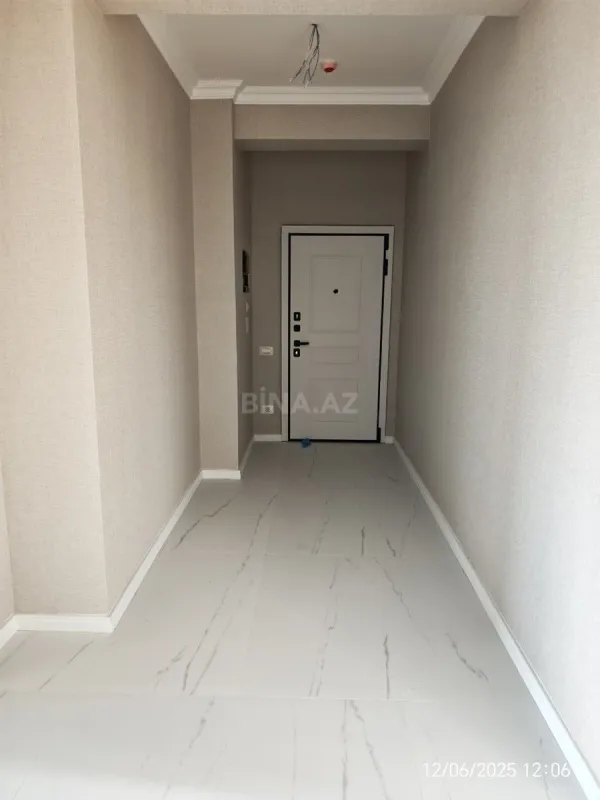 Satılır 3 otaqlı mənzil 110 m²