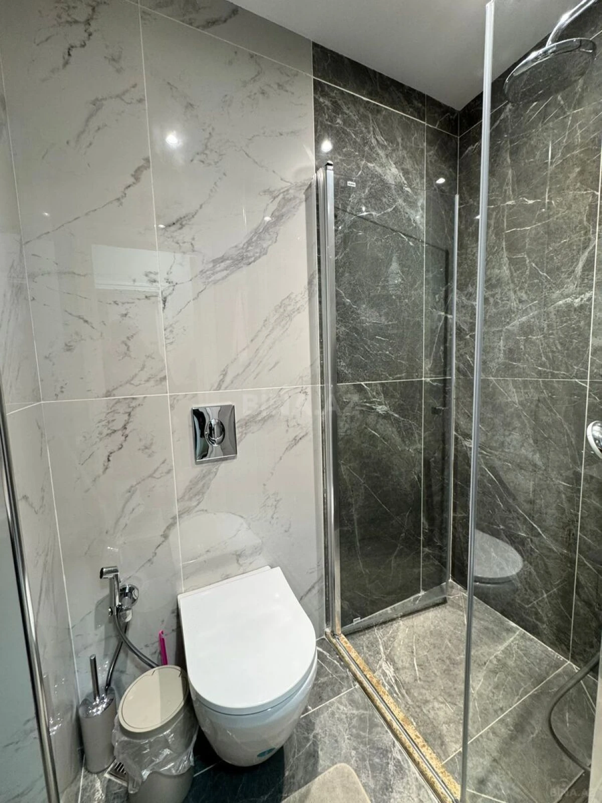 Satılır 2 otaqlı mənzil 48 m²