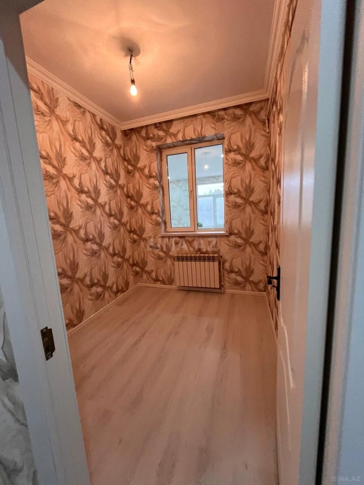 Satılır 3 otaqlı mənzil 40 m²
