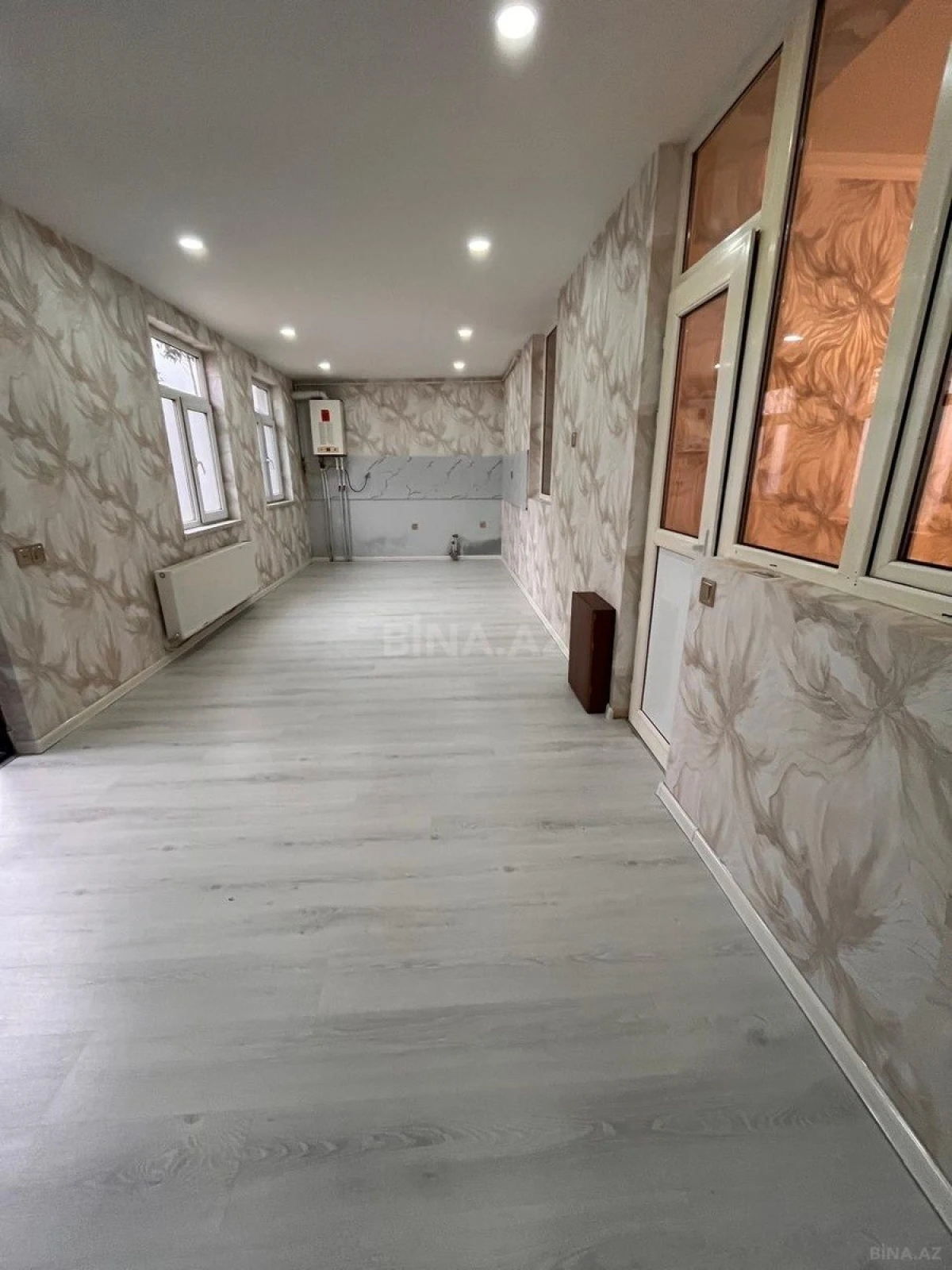 Satılır 3 otaqlı mənzil 40 m²