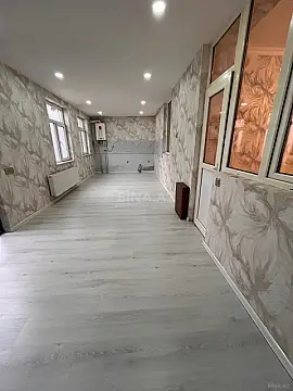 Satılır 3 otaqlı mənzil 40 m²
