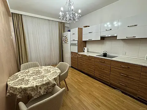 Satılır 3 otaqlı mənzil 115 m²