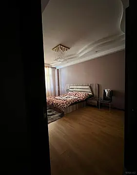 Satılır 3 otaqlı mənzil 156 m²