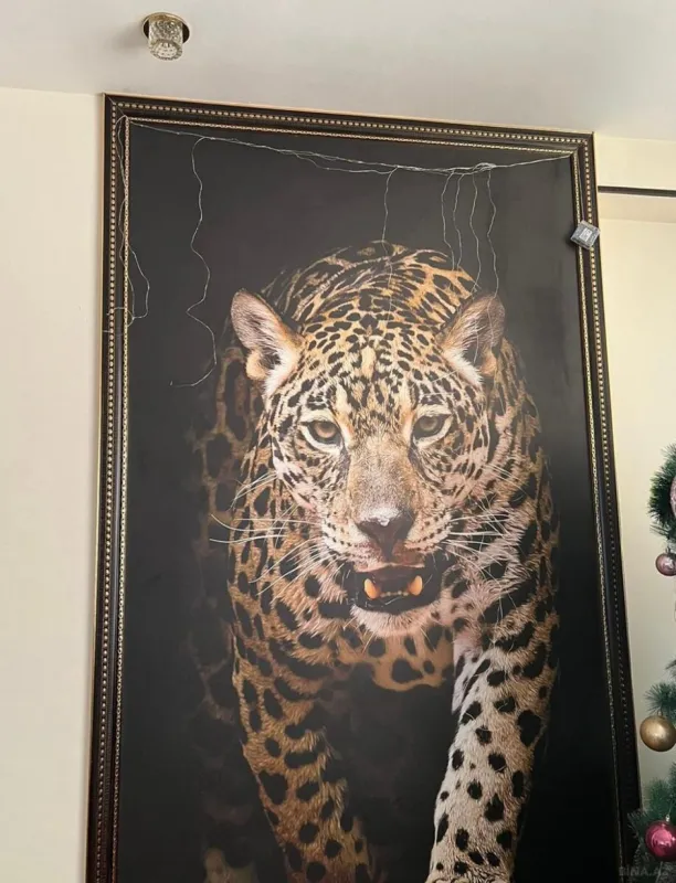 Satılır 3 otaqlı mənzil 156 m²