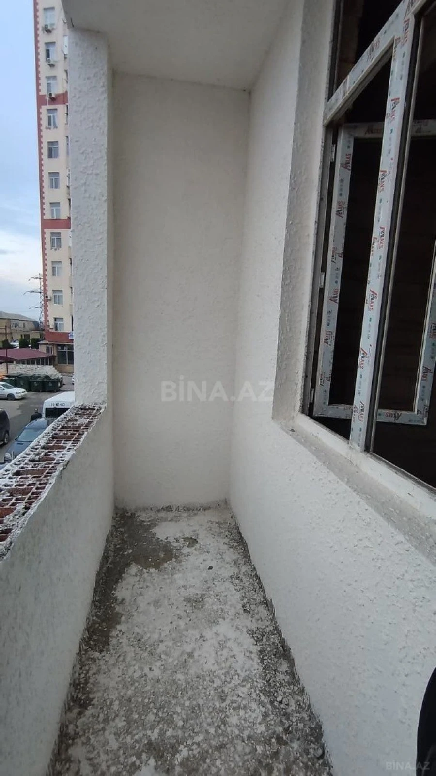 Satılır 1 otaqlı mənzil 54 m²