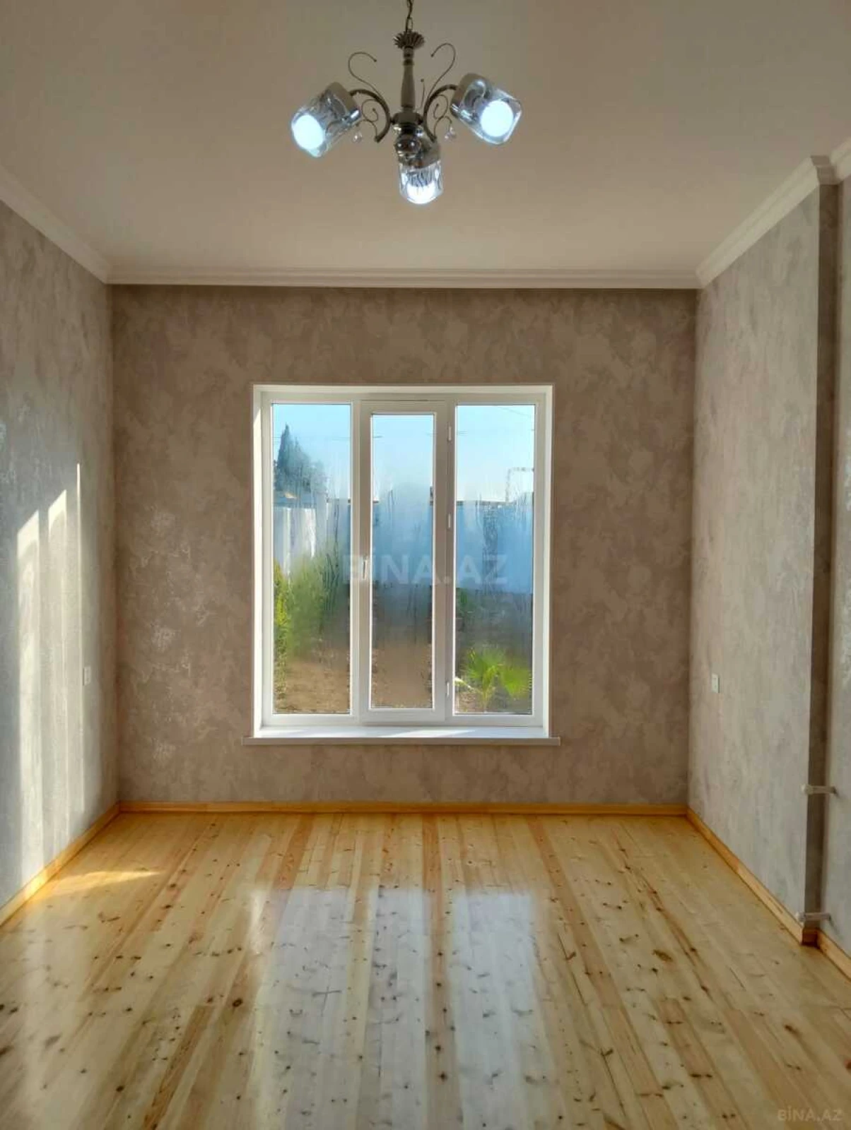 Satılır 3 otaqlı həyət evi 110 m²