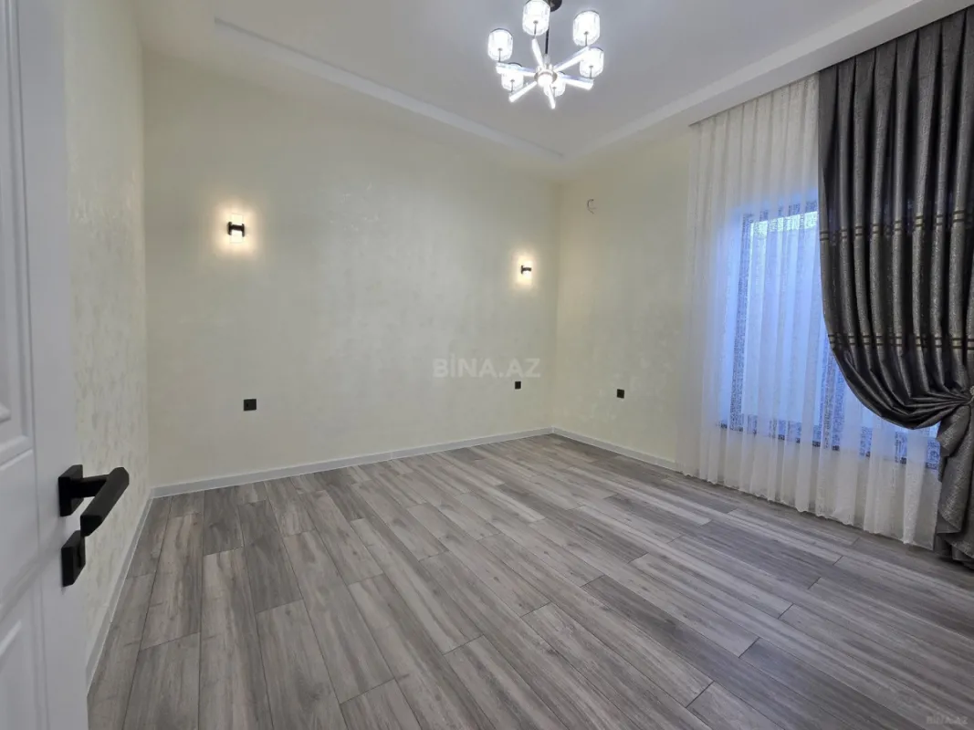 Satılır 4 otaqlı həyət evi 160 m²