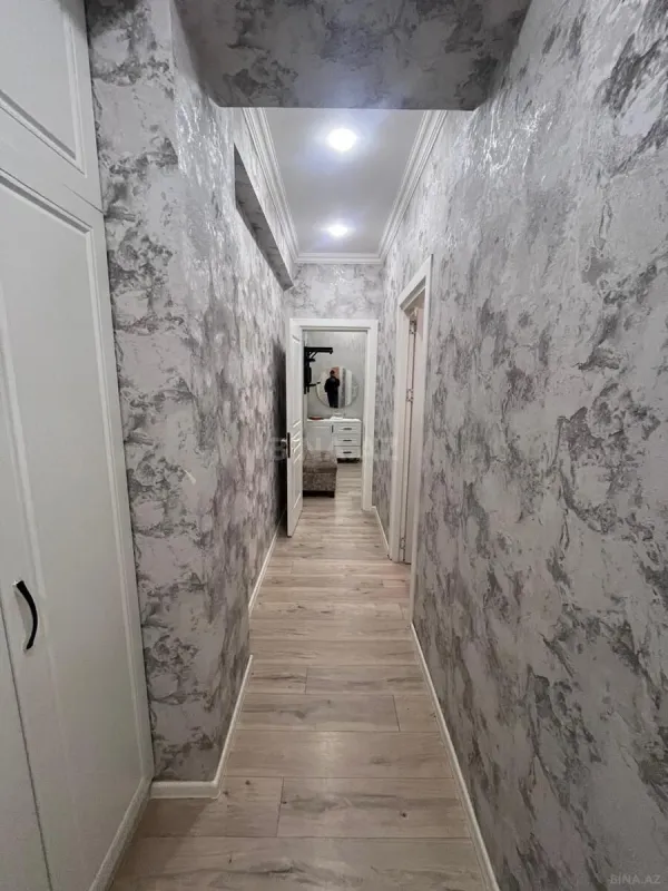 Satılır 3 otaqlı mənzil 82 m²
