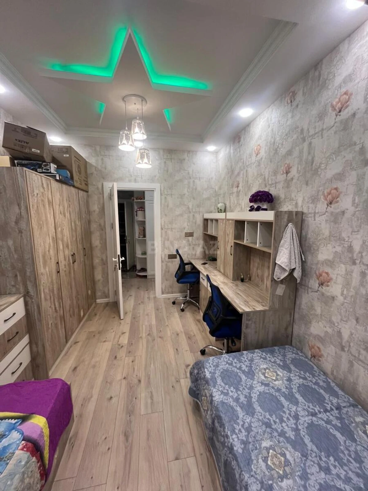 Satılır 3 otaqlı mənzil 82 m²