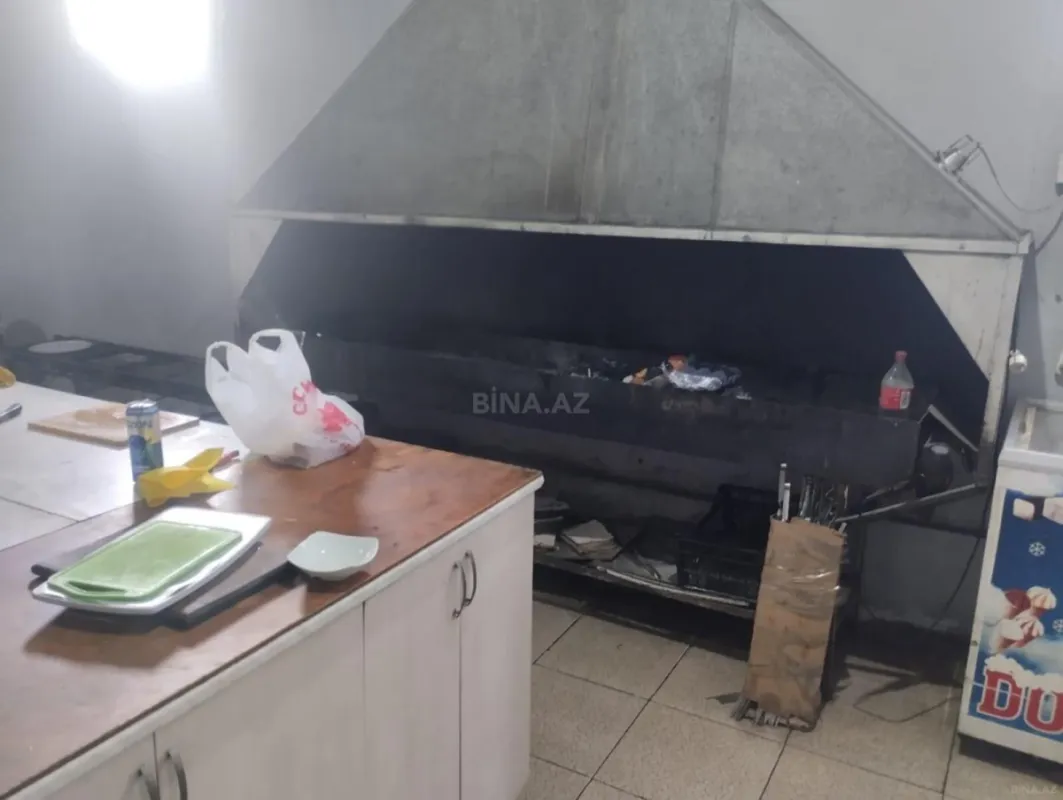 Satılır obyekt 560 m²