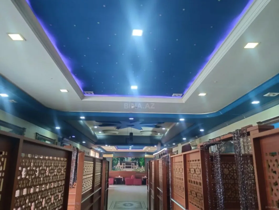 Satılır obyekt 560 m²