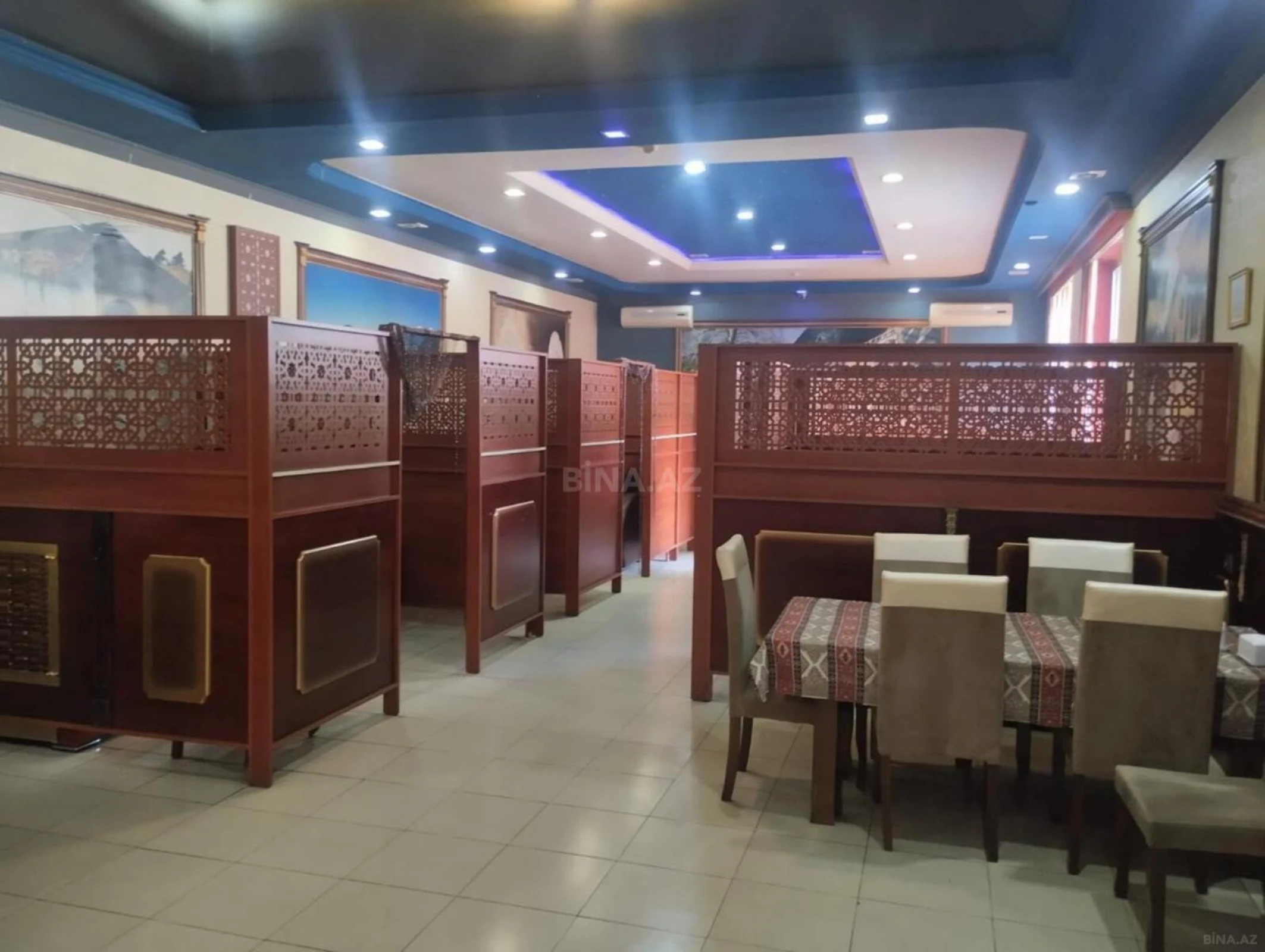 Satılır obyekt 560 m²