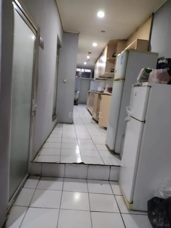 Satılır obyekt 560 m²