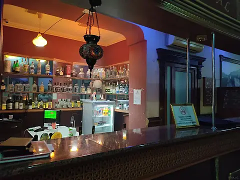 Satılır obyekt 560 m²